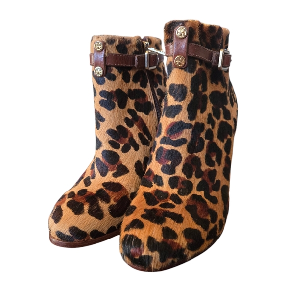 Tory Burch size 6.5 Laila leopard 50mm booties/printed calf hair #42164 - Picture 1 of 8